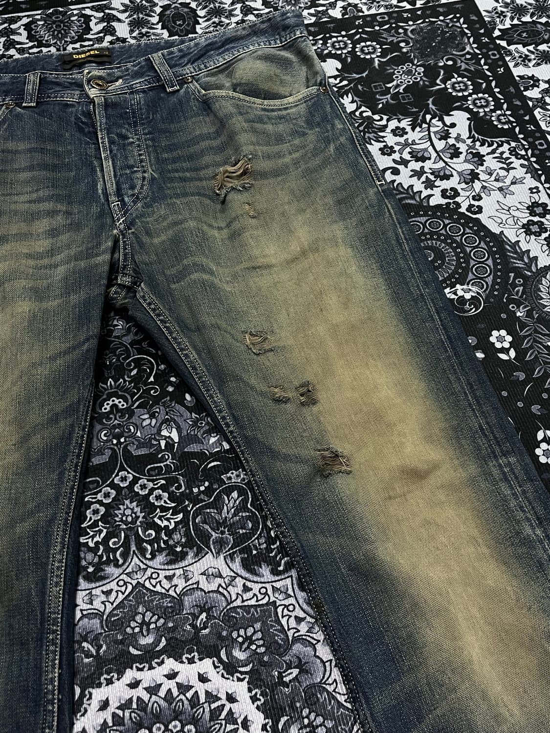 디젤 블랙골드 디스트로이드 워싱진 이태리 32 상품이미지4