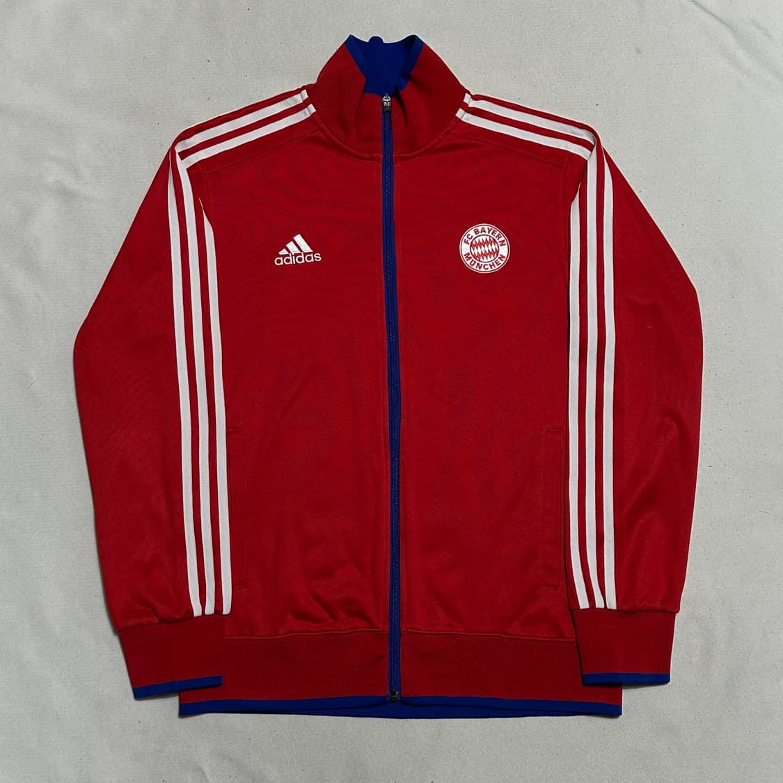 100 아디다스 바이에른 뮌헨 레드 트랙탑 상품이미지2