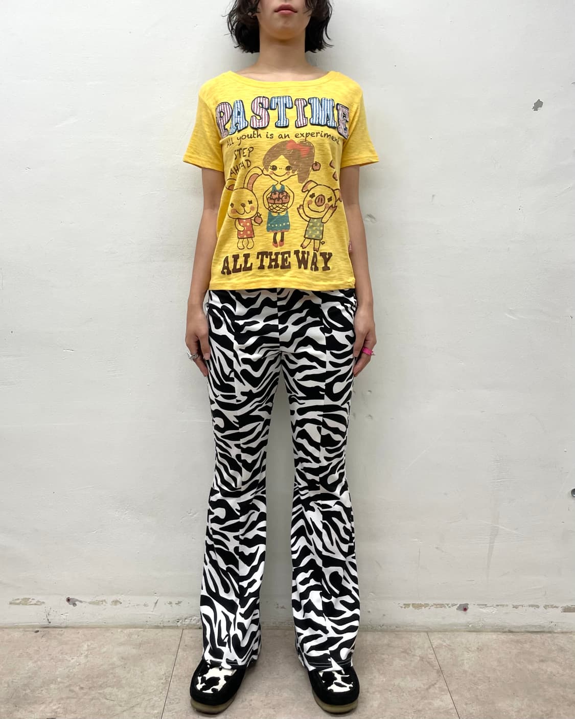  PASTIME Checkered Cutie Mustard T-shirt 상품이미지4