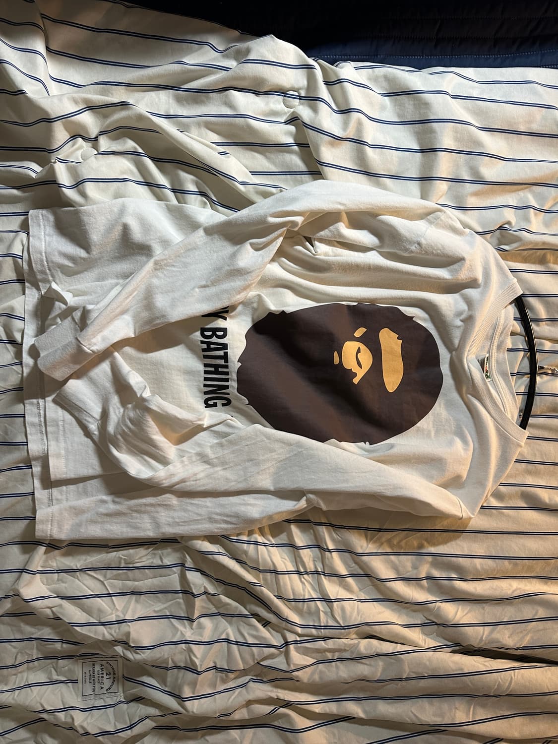 베이프 롱슬리브 상품이미지1