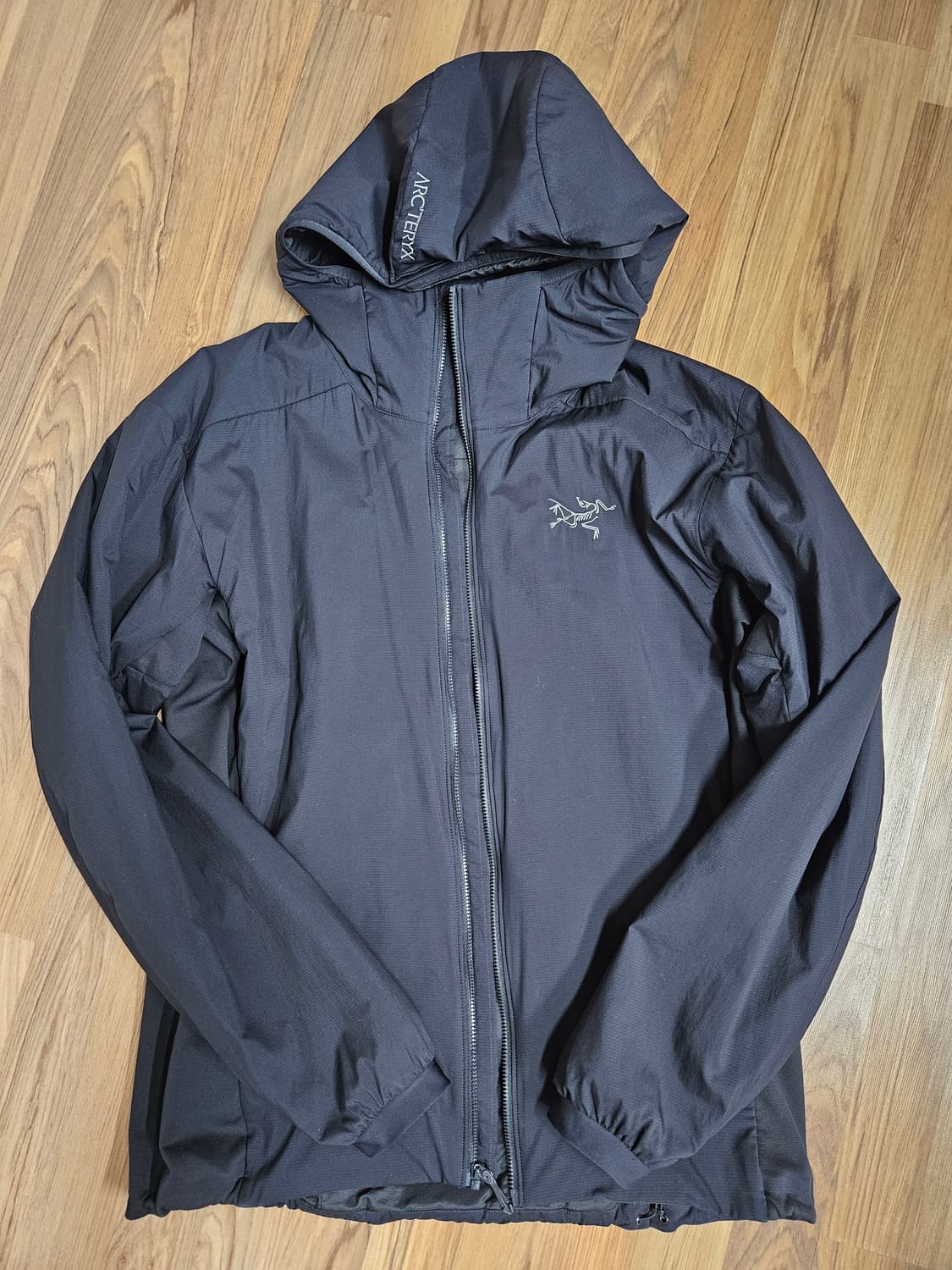 [M] 아크테릭스 아톰 후디 블랙 상품이미지1