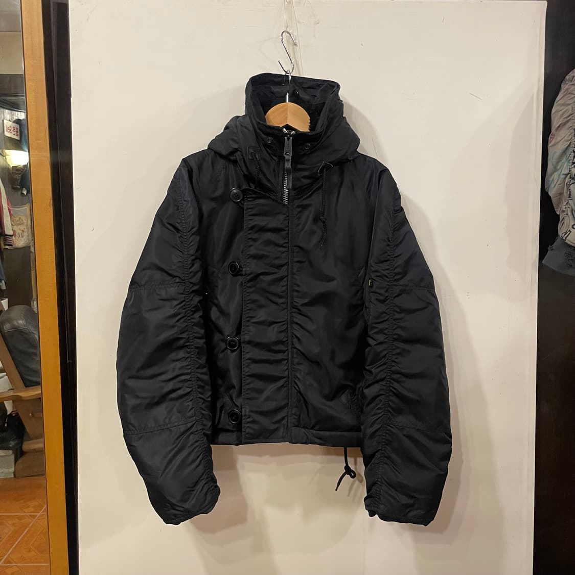 알파인더스트리 리메이크 크롭봄버 M 상품이미지1