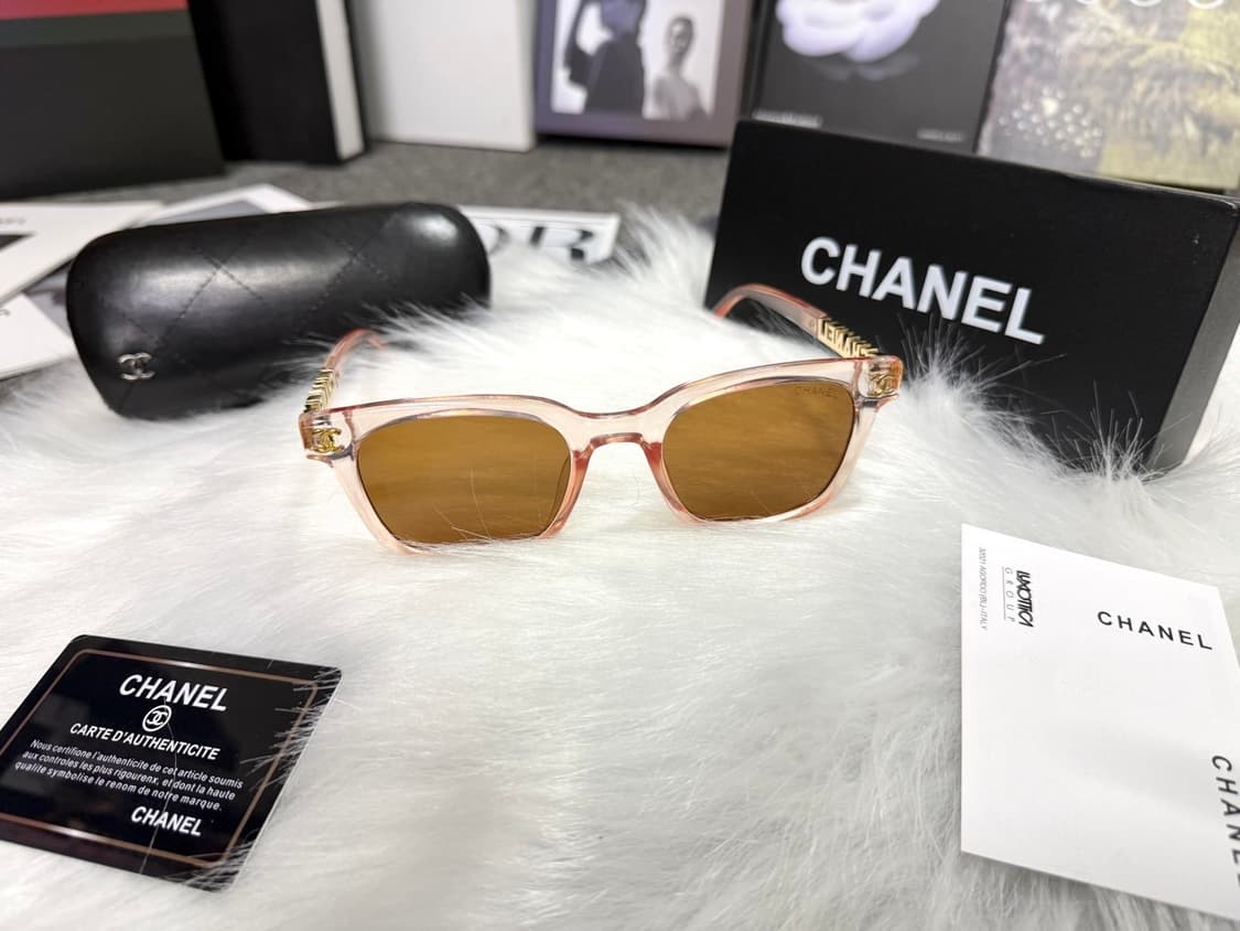 샤넬 이니셜 스톤장식 선글라스 핑크 풀박스 상품이미지1