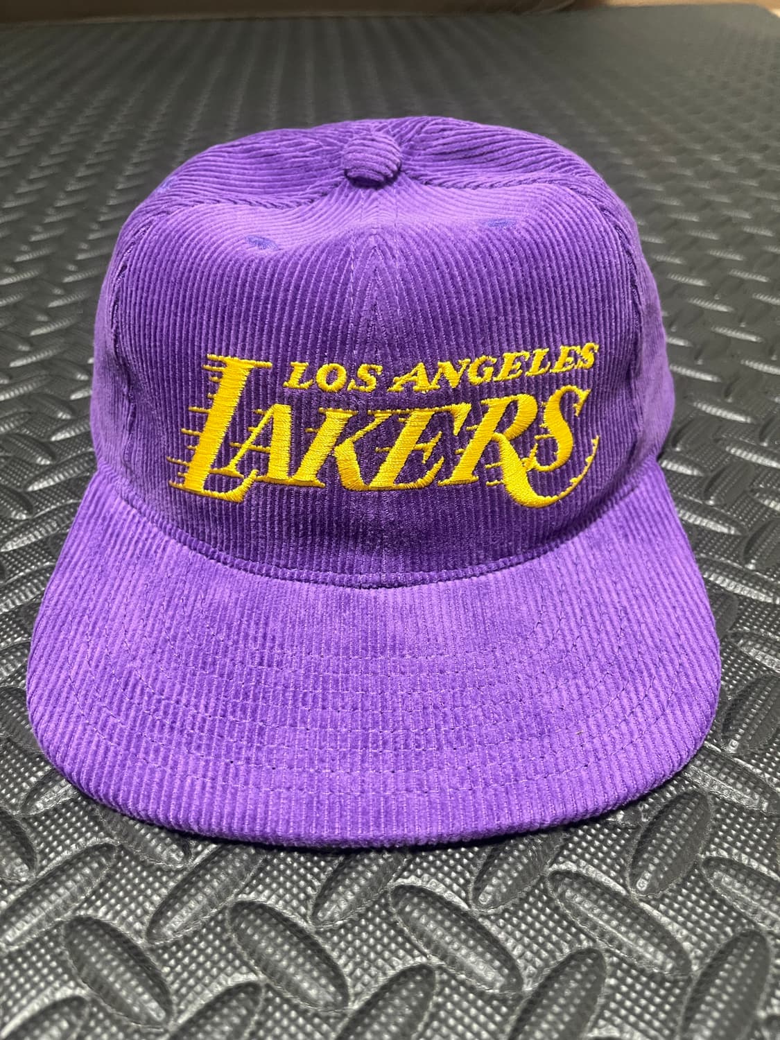 레이커스 코듀로이 스냅백 상품이미지1