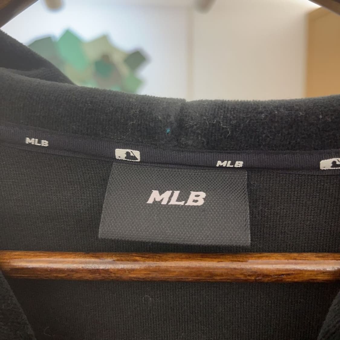 MLB 뉴욕양키스 벨벳 슬림핏 크롭 후드집업 XS C07700 상품이미지5