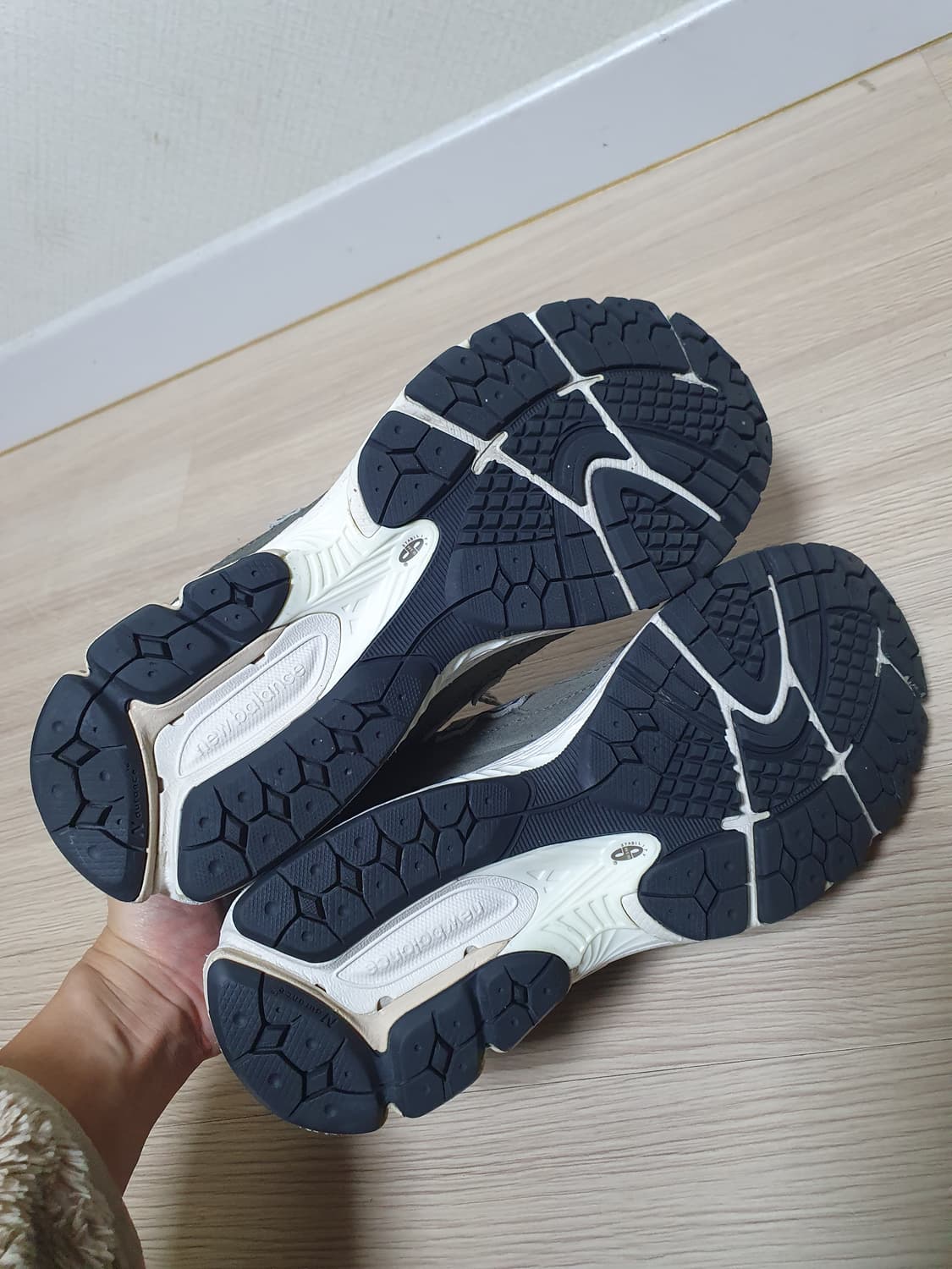 뉴발란스 2002R 운동화 270 상품이미지7