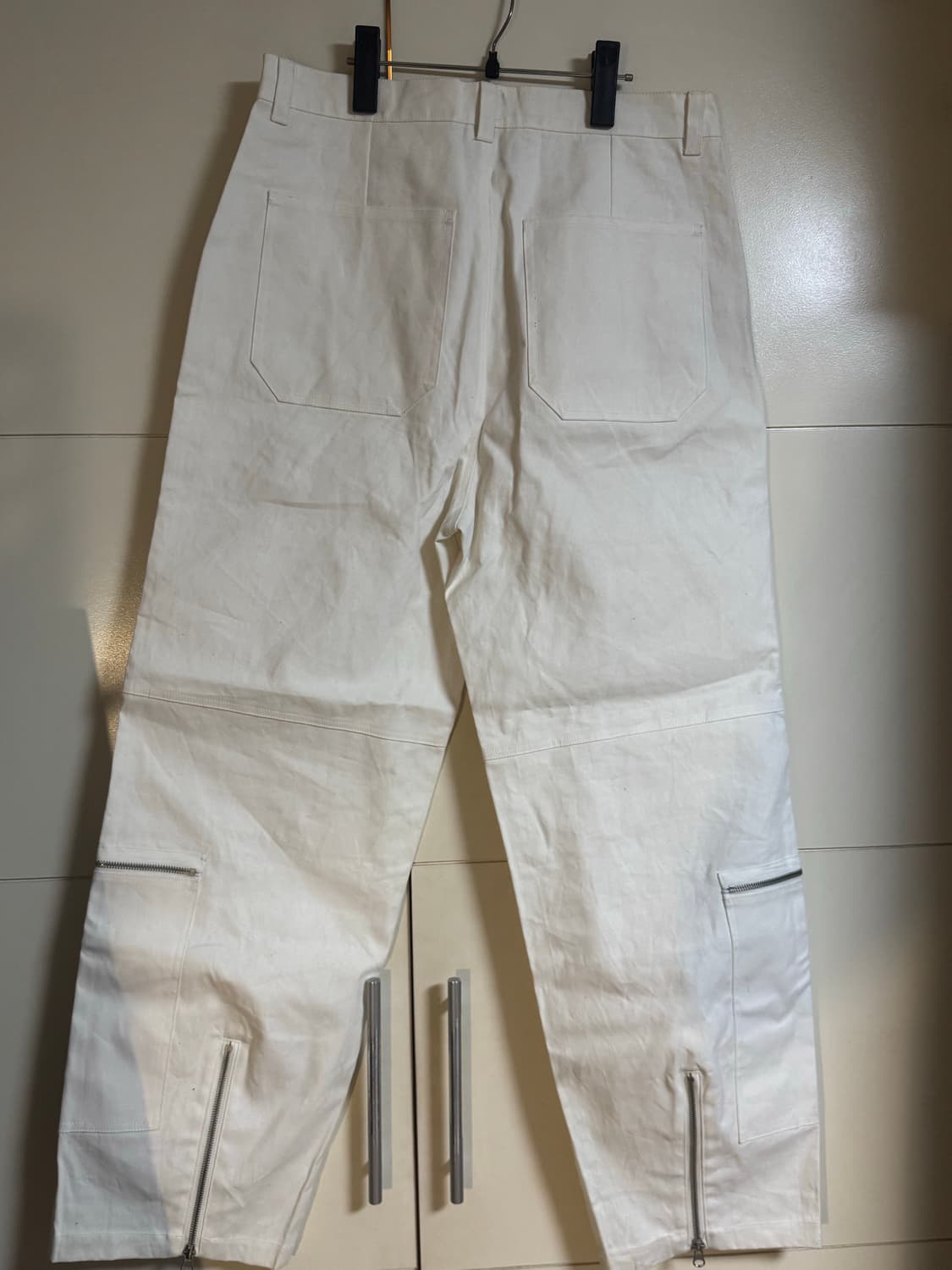 엑스트라오디너리 지퍼 포켓 Pants Off White L 사이즈 판매 상품이미지6