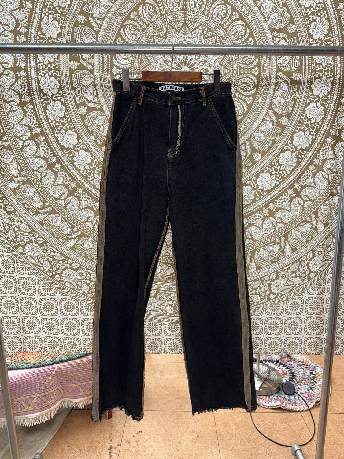 gateless 절개 디테일 흑청 데님팬츠 상품이미지3