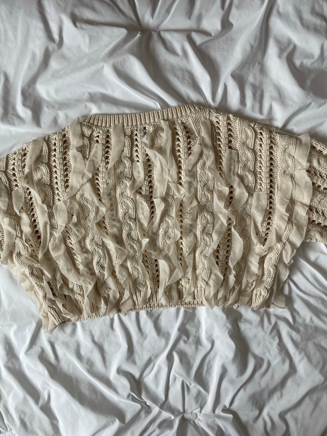 Zara Ruffled Sweater Limited Edition 상품이미지5