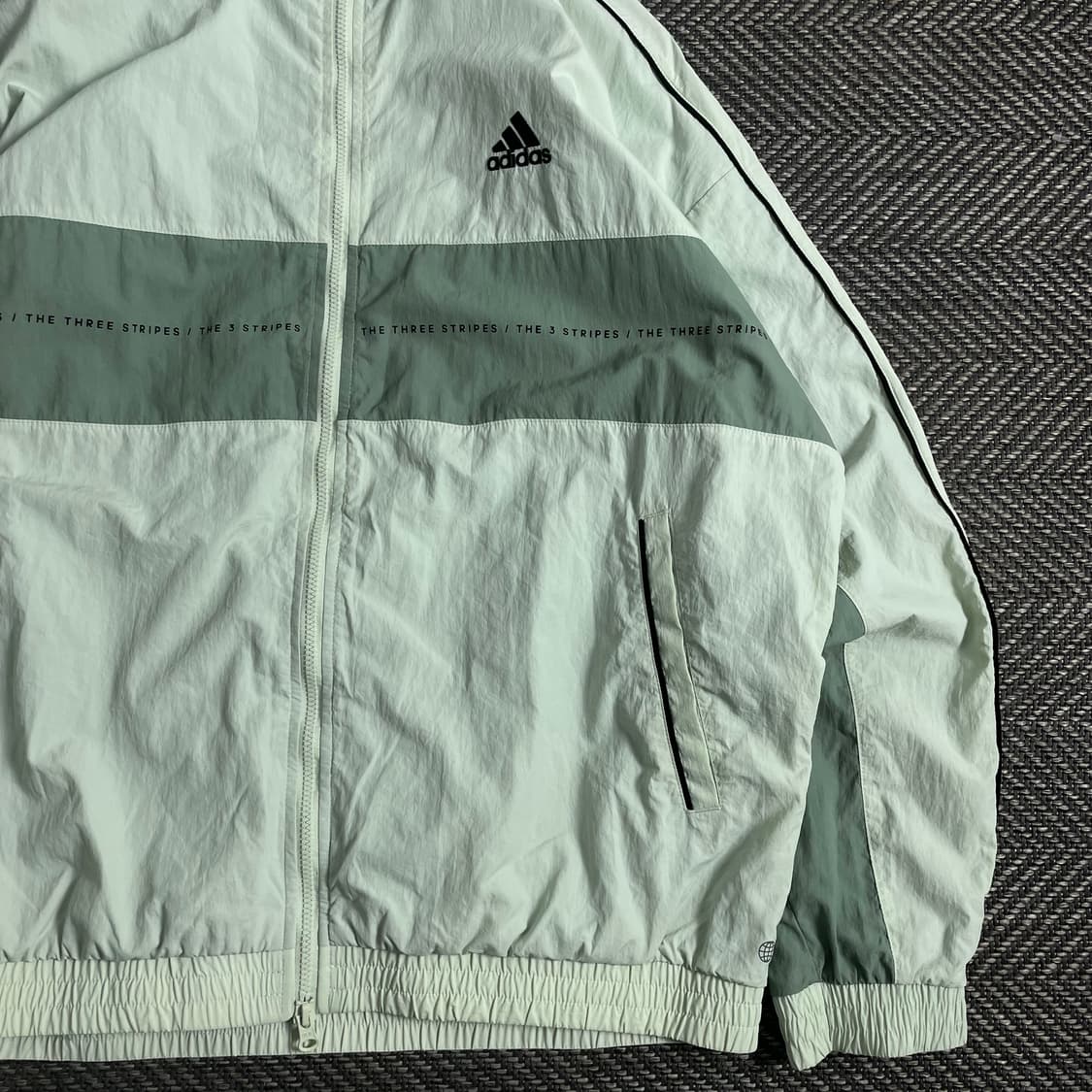 아디다스 박시핏 빅로고 우븐 바람막이 자켓y 3834 상품이미지4