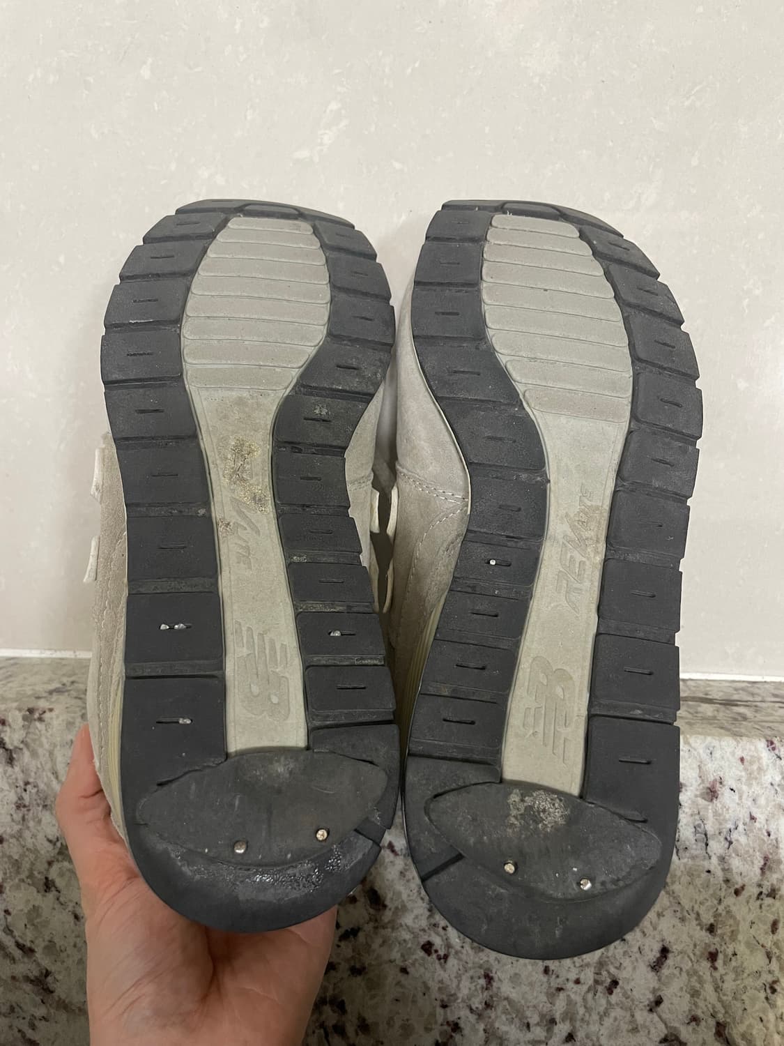 뉴발란스 996 그레이 240사이즈 상품이미지2