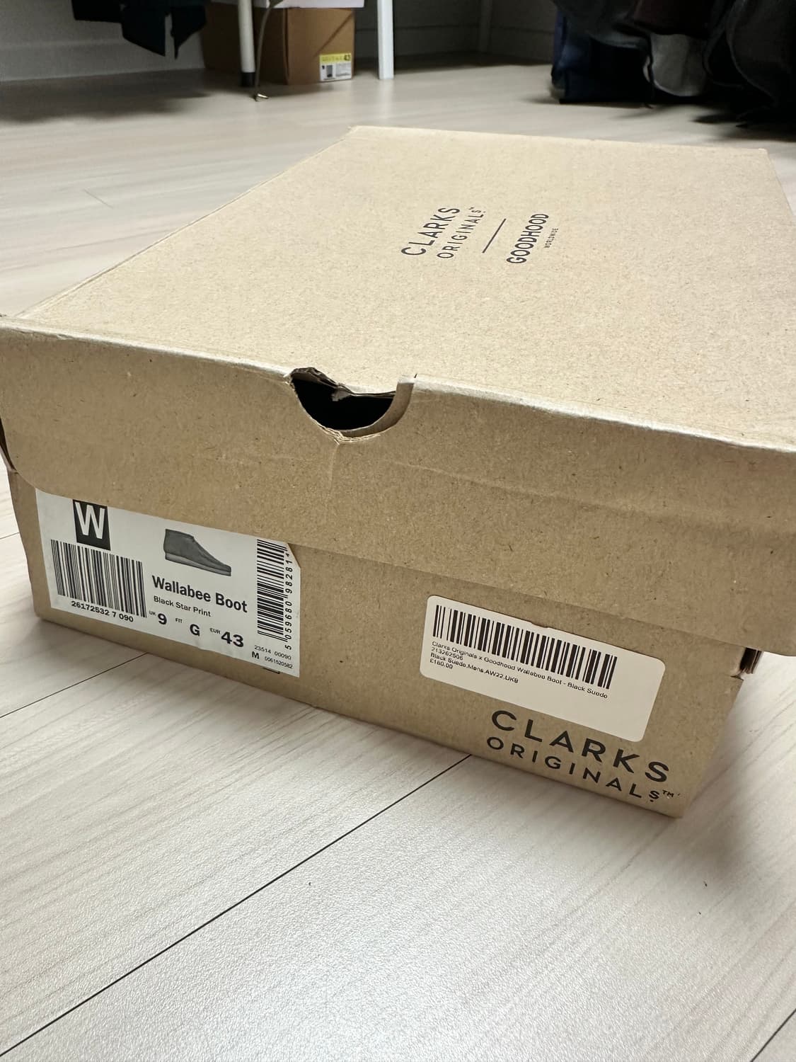 클락스 굿후드 콜라보 왈라비 280 상품이미지7