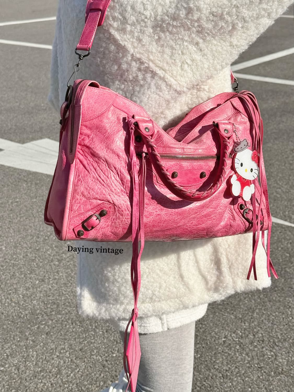 발렌시아가 모터백 상품이미지4