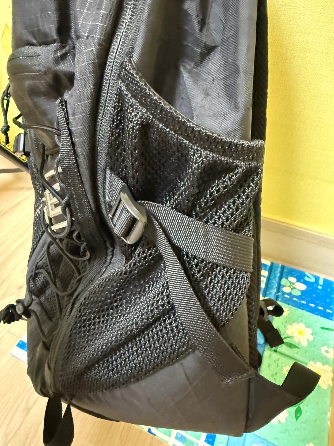 슈프림 백팩 블랙 (23FW) 상품이미지8