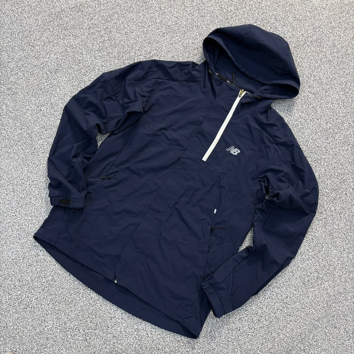 L 뉴발란스 남성 후드 바람막이 자켓 0323J 상품이미지1