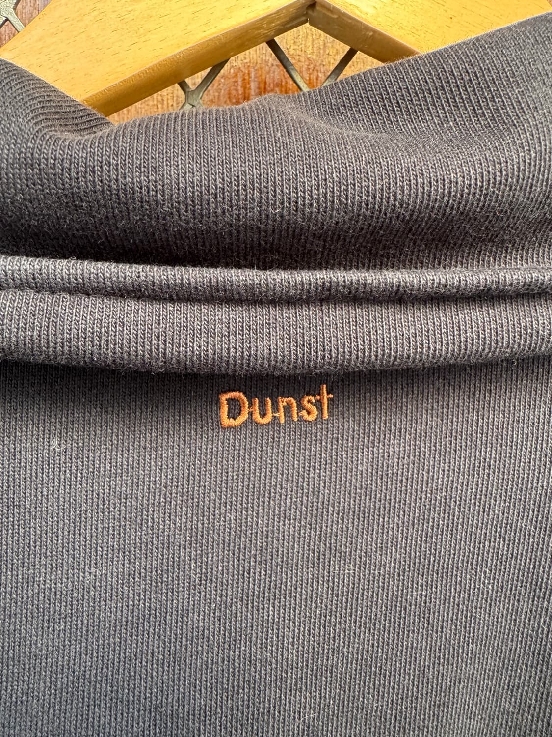 던스트 시그니처 레더패치 하프집업 맨투맨 스웨트셔츠 M 상품이미지8