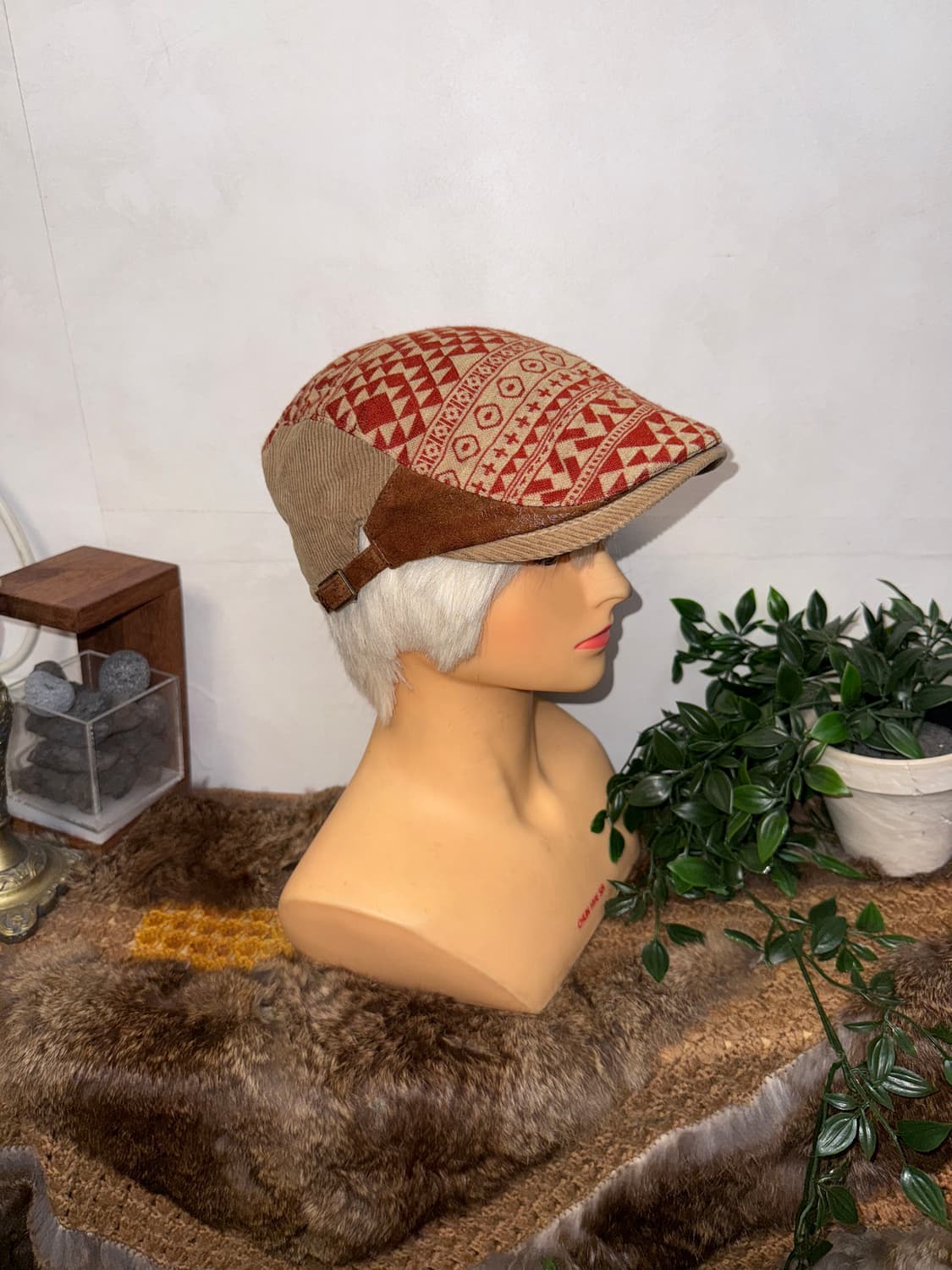 Beige red ethnic hippie hunting cap 상품이미지3