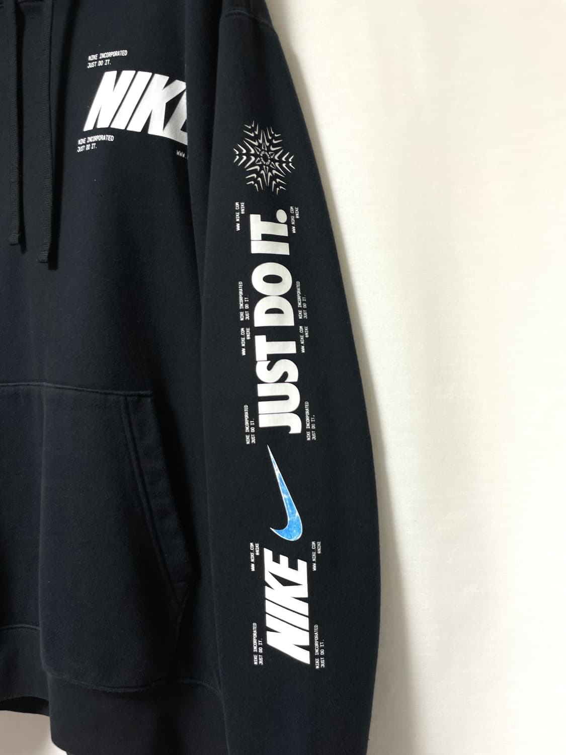 나이키 눈꽃 스우시 블랙 기모 후드티 _ 2XL 상품이미지4