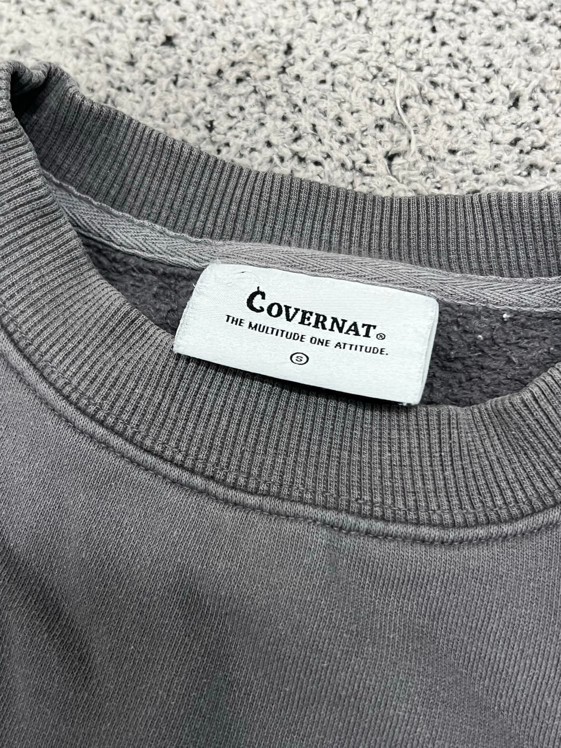 (S) 커버낫 스펠아웃 맨투맨 차콜 상품이미지2