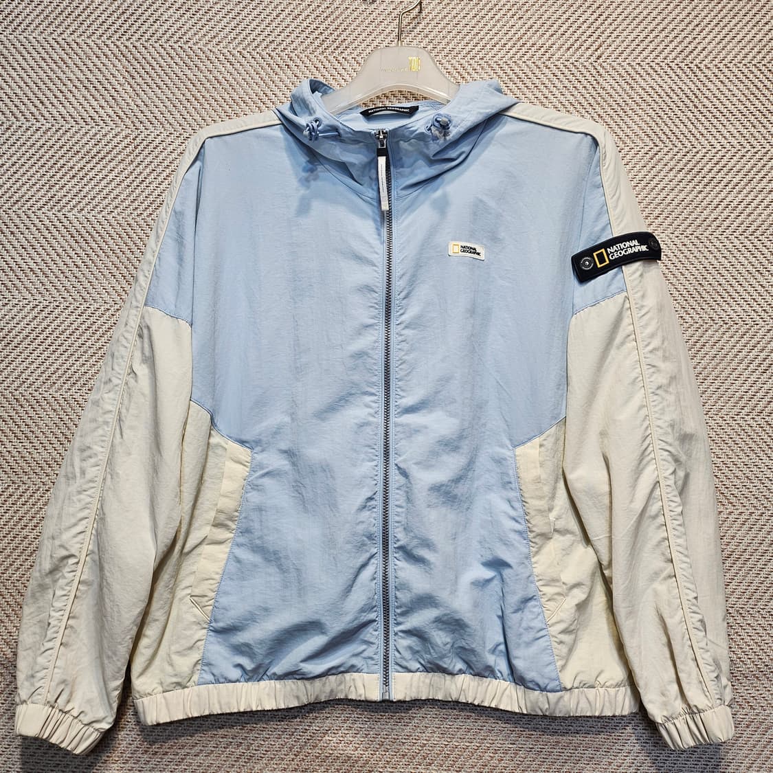 내셔날지오그래픽 우븐 바람막이  상품이미지1