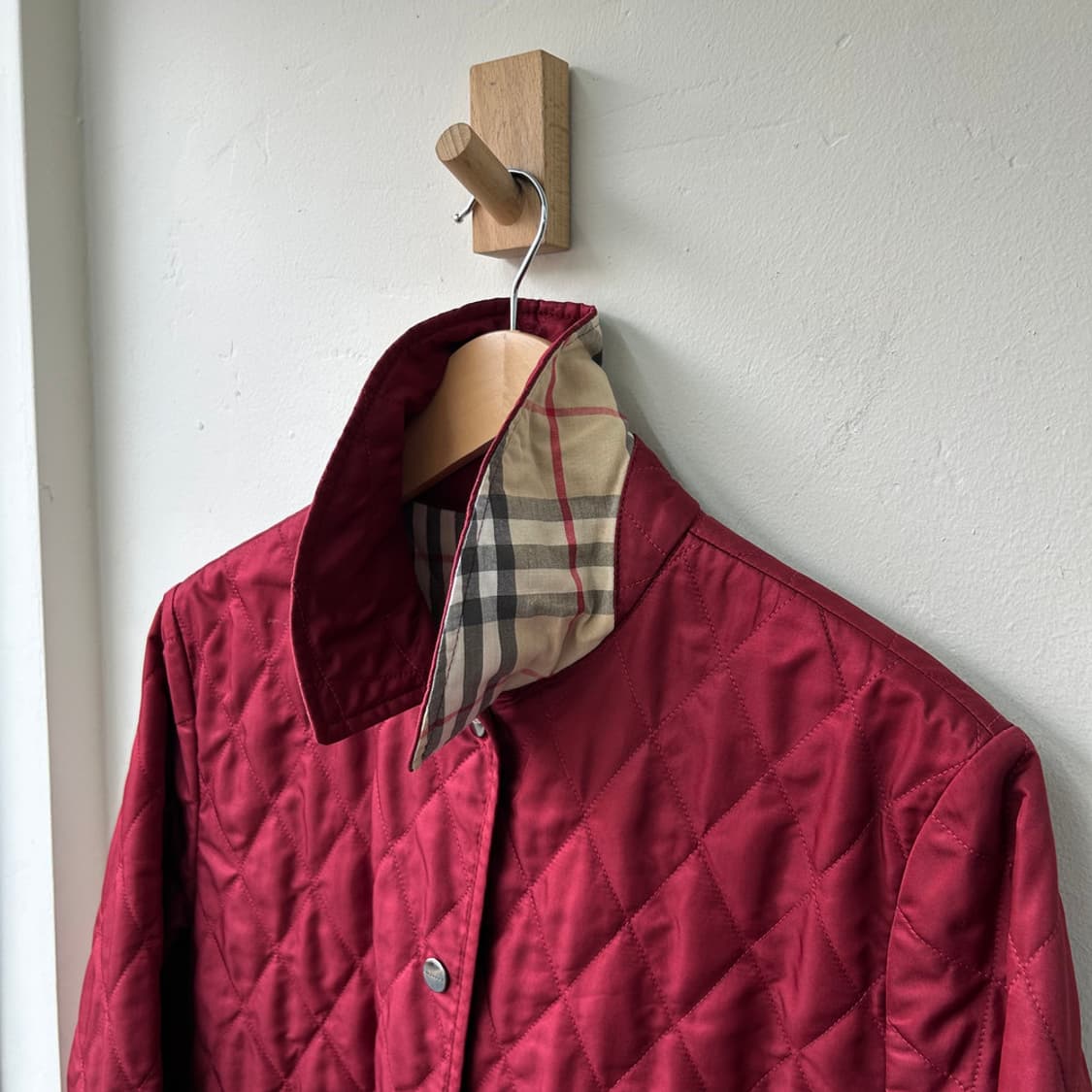 16423 - 버버리 버건디 퀄팅 자켓 상품이미지3