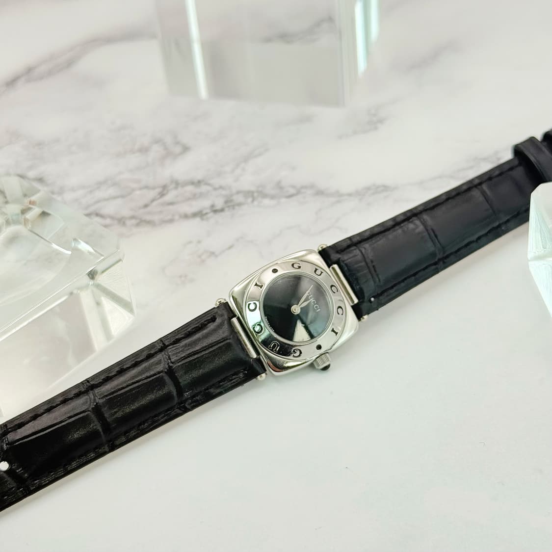 80s90s 빈티지 구찌 홀스빗 클래식 블랙다이얼 워치 상품이미지4
