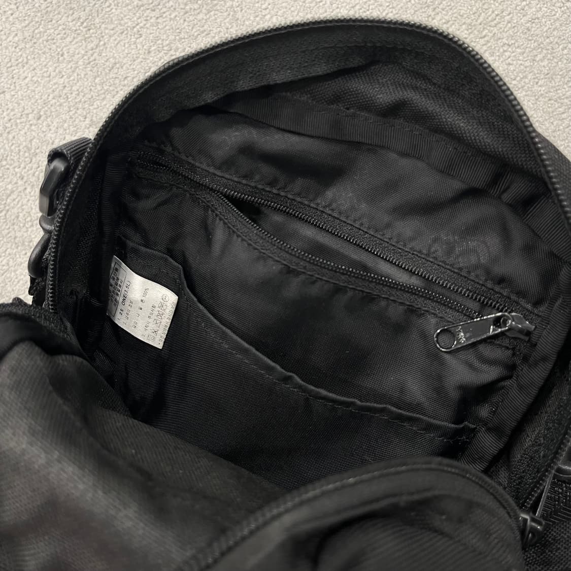 노스페이스 3.5L 미니 크로스백 상품이미지4