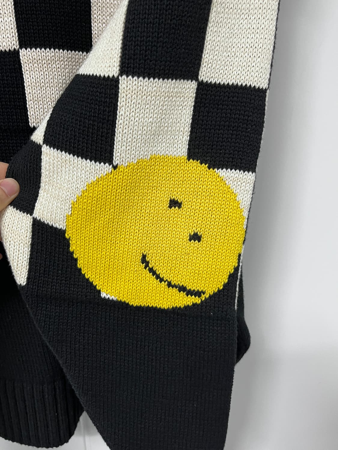 캐피탈 체커 플래그 스마일 스웨터 새상품 싸게팝니다! 상품이미지4