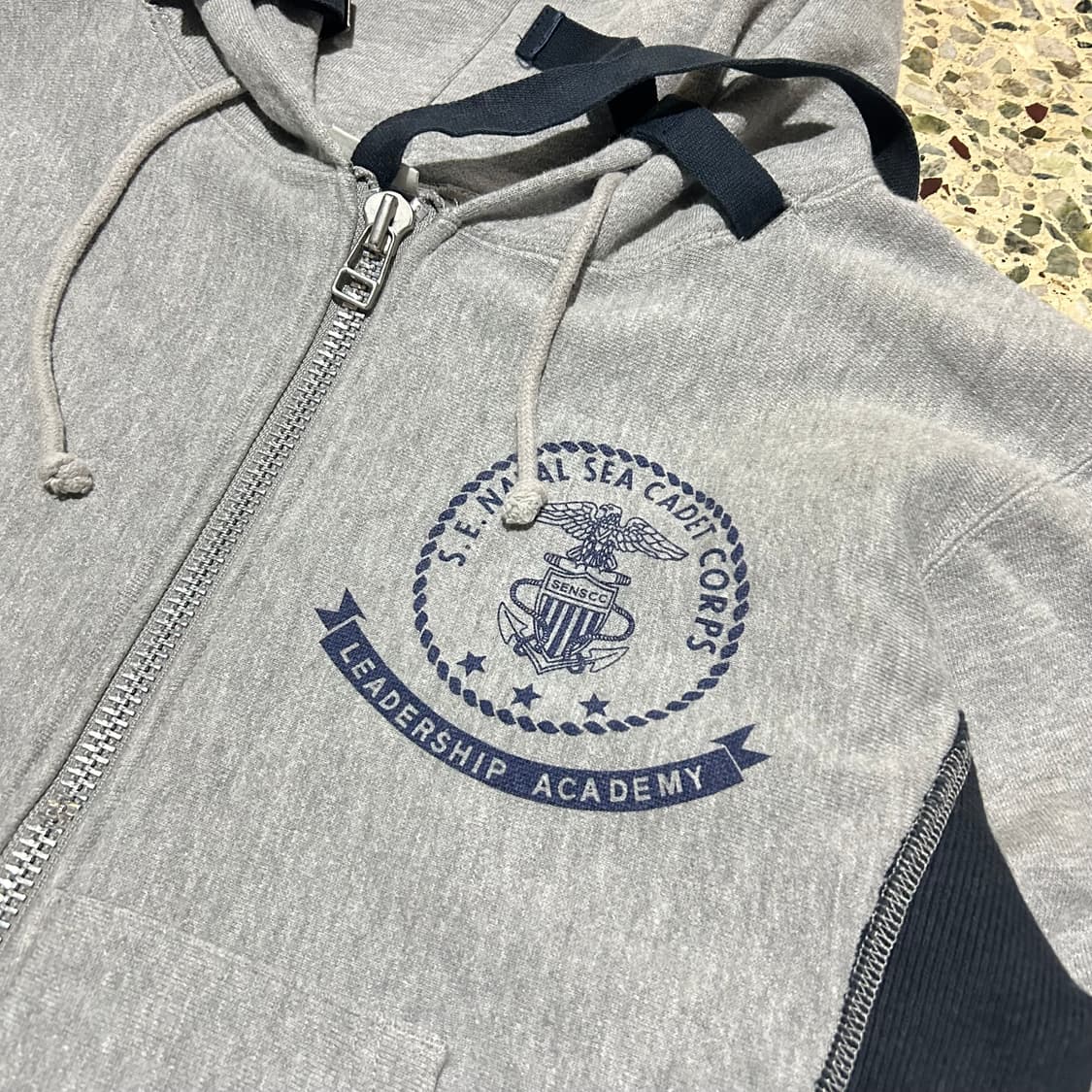 챔피온(CHAMPION) 리버스위브 올드스쿨 프린팅 후드집업 상품이미지4