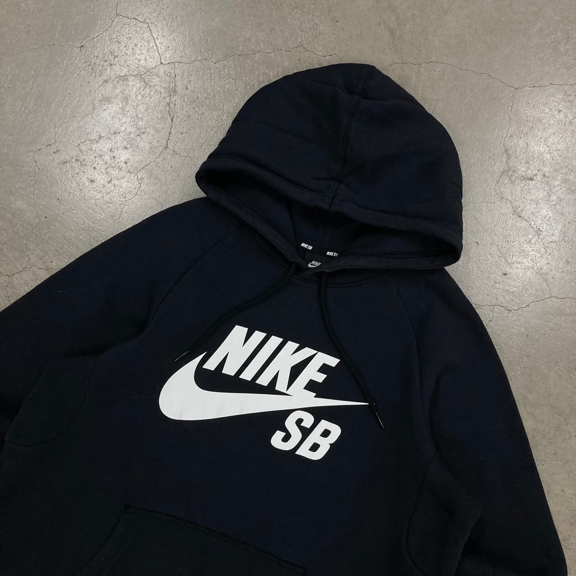 나이키 SB 블랙 컬러 빅로고 후드티 상품이미지2
