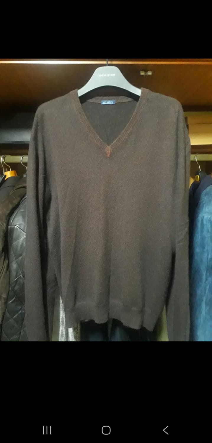 [판매]Malo Cashmere Knitwear말로 캐시미어 브이넥 니트 상품이미지1