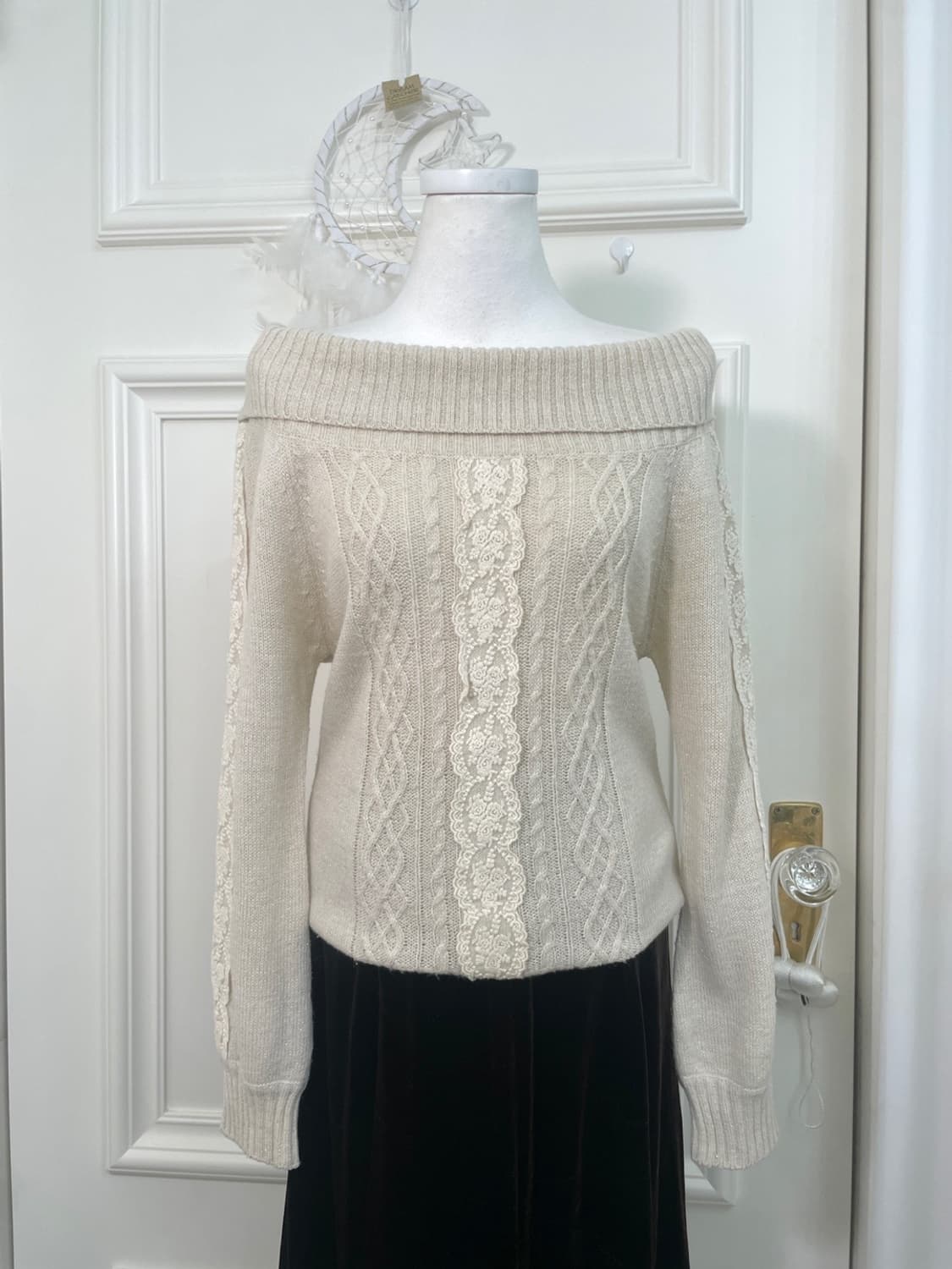 LEST ROSE lace off-shoulder fairy sweate 상품이미지4