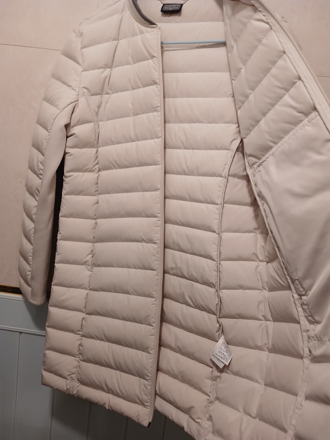 디스커버리 정품 여성 경량패딩 95 사이즈 상품이미지5