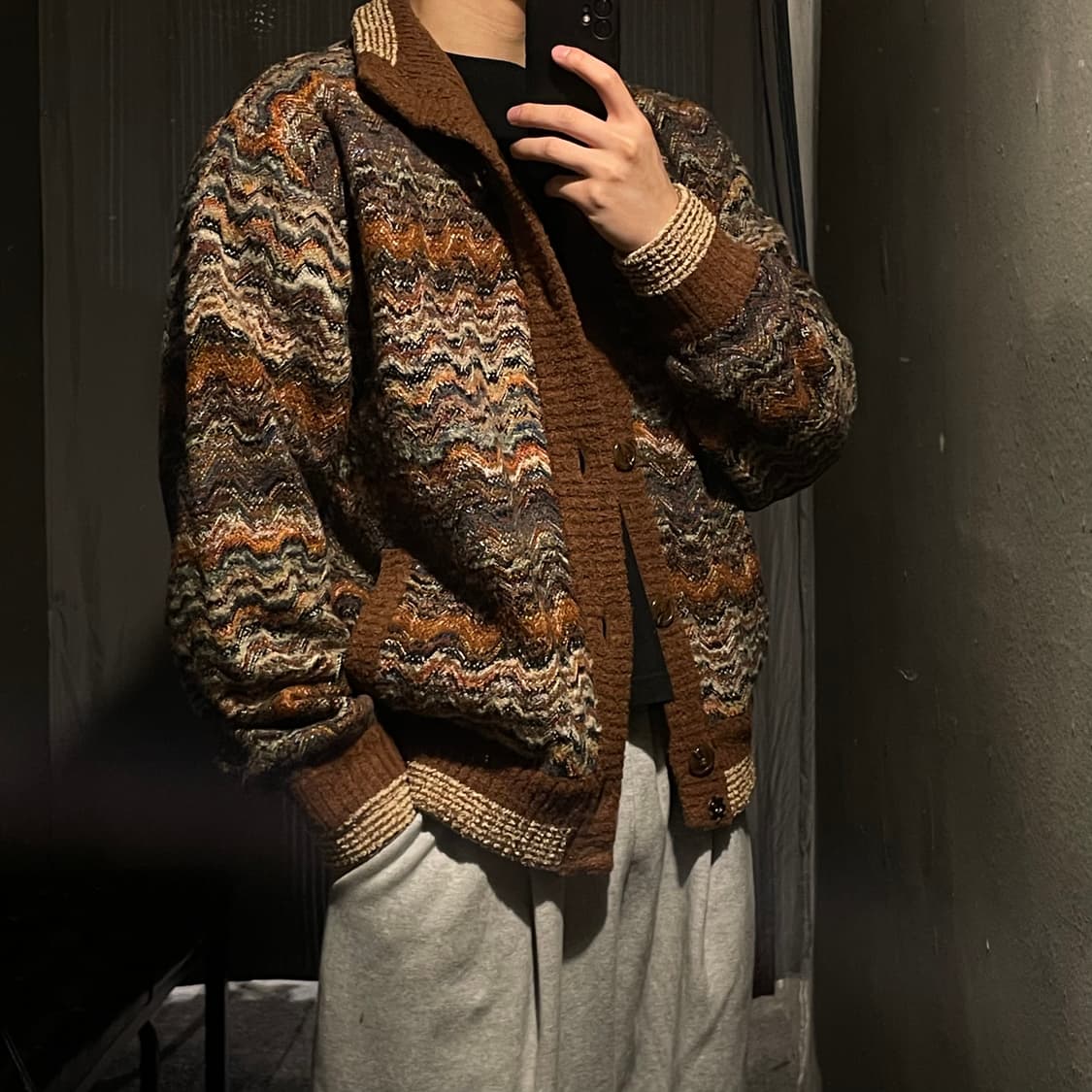 CAPERDONI 브라운 멀티컬러 에스닉 지그재그 패턴 하이넥 가디건 L 상품이미지2
