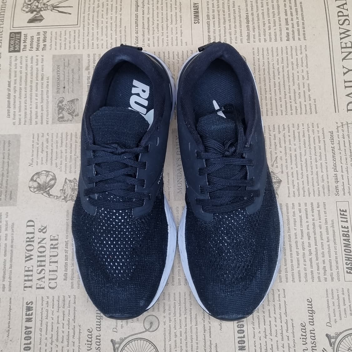 나이키 리액트 오딧세이 여성운동화235 상품이미지2