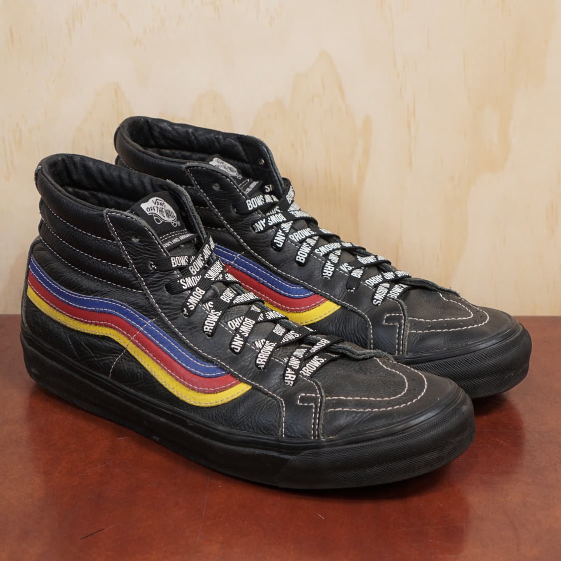 반스 볼트 보우즈 에로우 스니커즈 상품이미지1