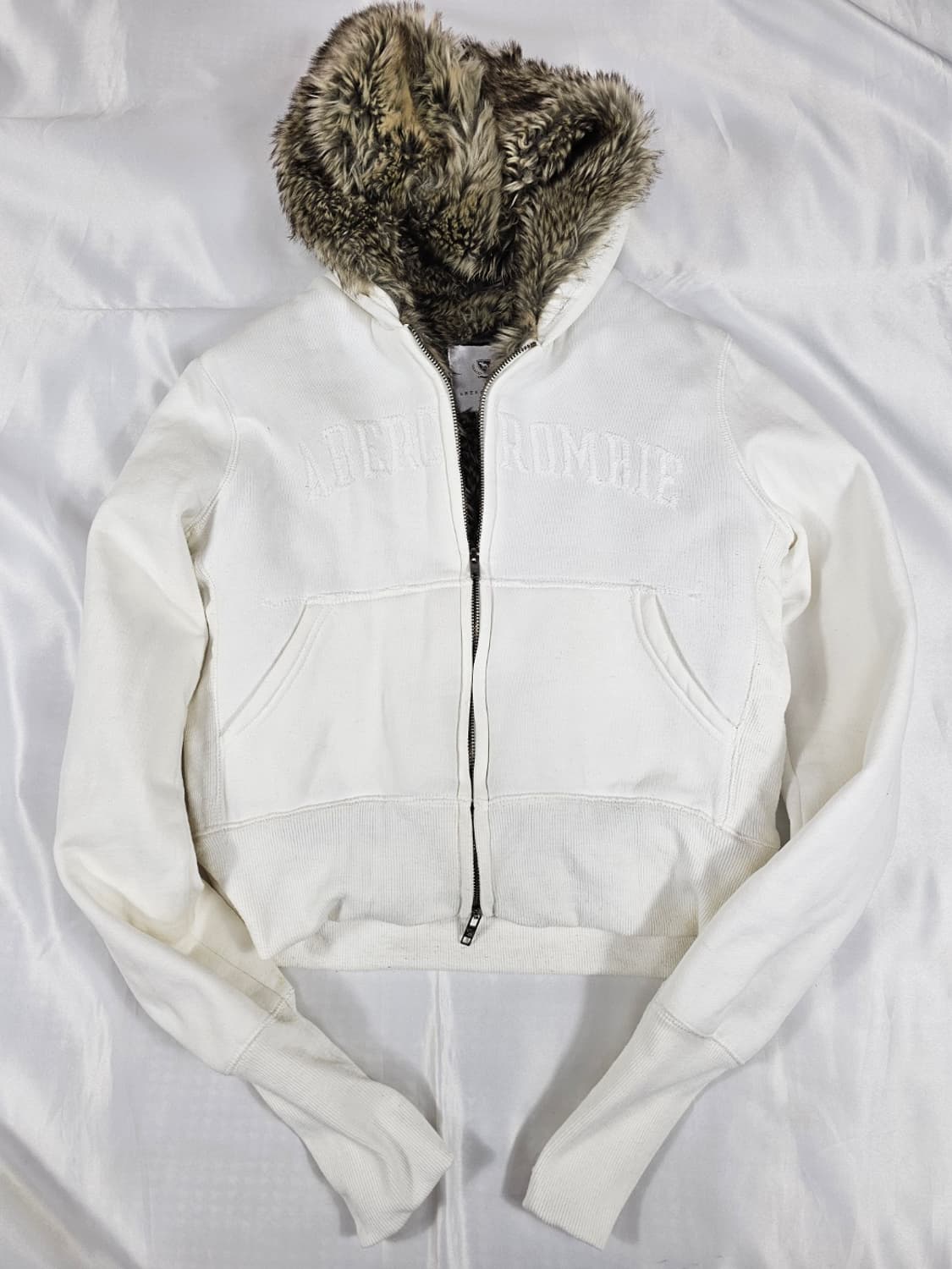 아베크롬비울프죠딱불핏 상품이미지1