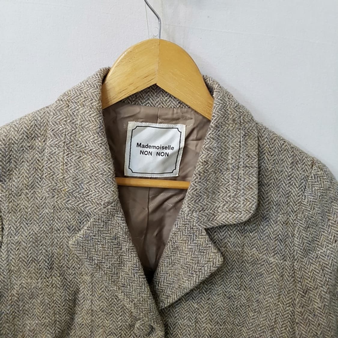 Mademoiselle NON NON 해리스 트위드 헤링본 자켓 상품이미지4