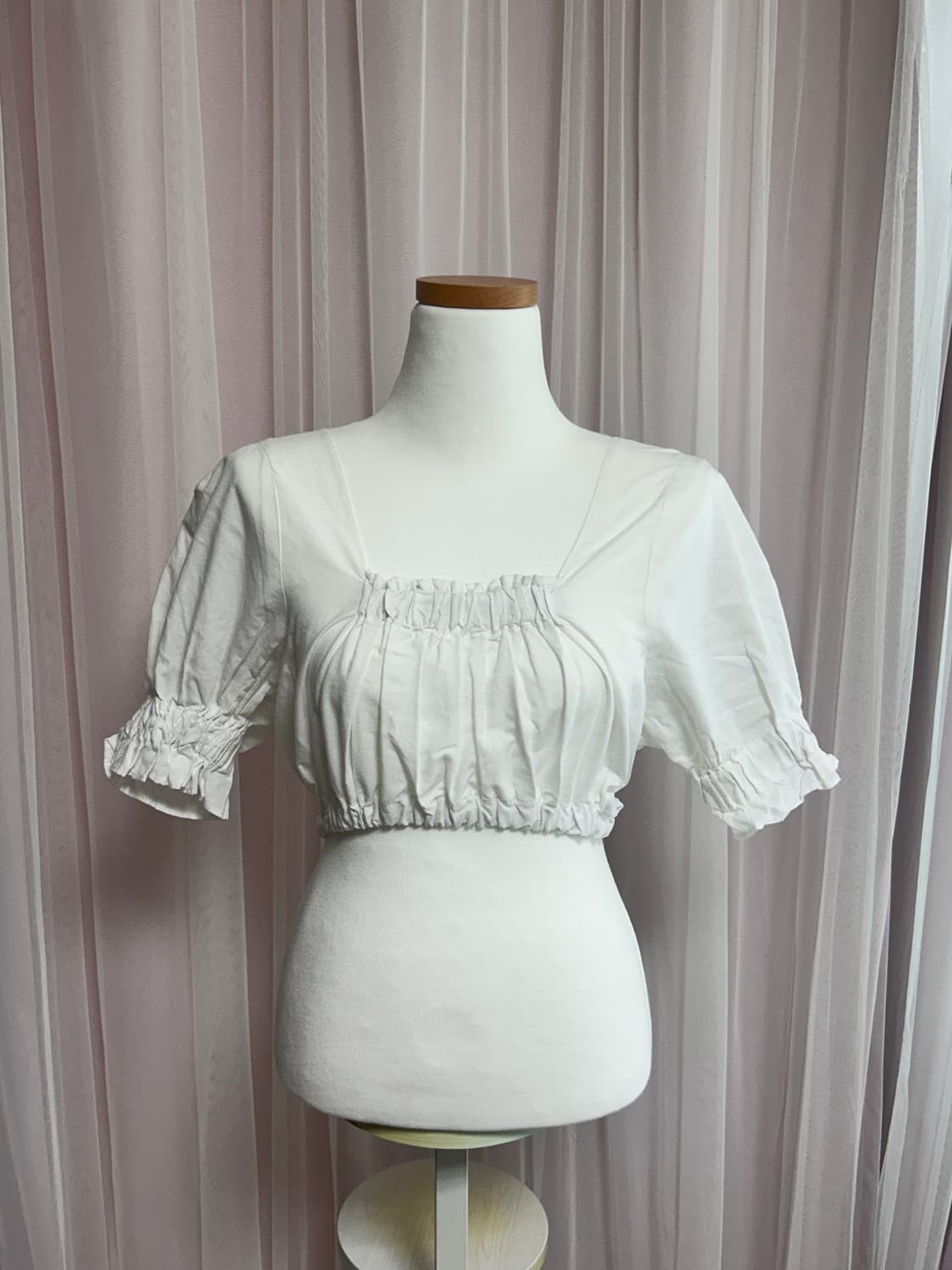 White cropped blouse top 화이트 크롭 블라우스 탑 상품이미지1