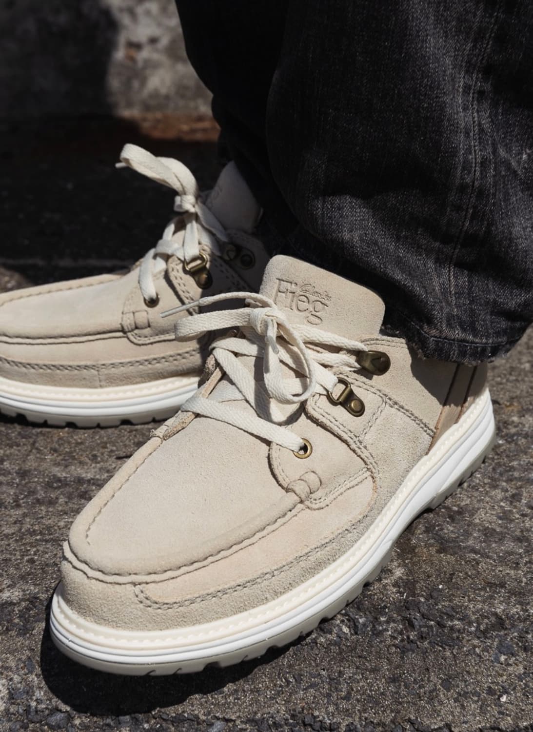 클락스 로니 피그 에잇 스트리트 선덜랜드 베이지 아이보리 구동화 275 상품이미지4