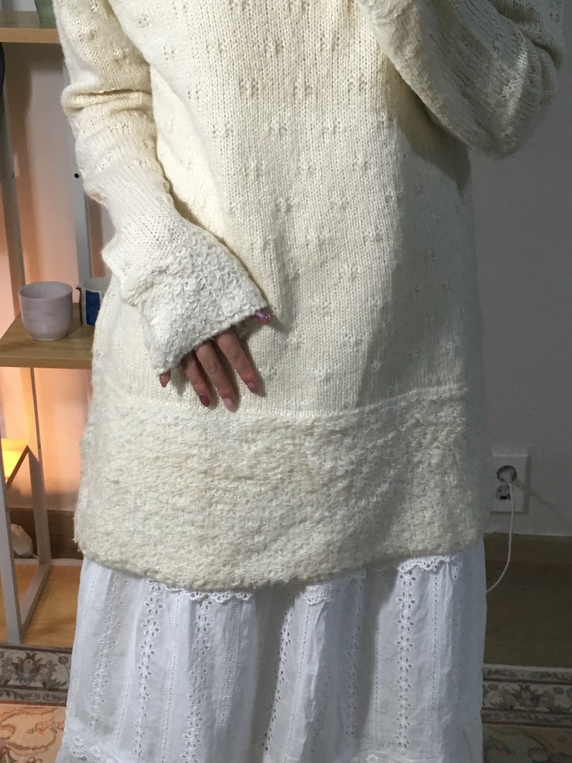 얼스뮤직 펀칭 부클 니트 상품이미지4