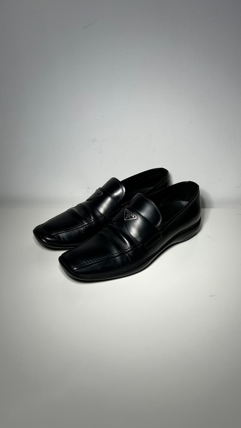 프라다 로고 로퍼 상품이미지3