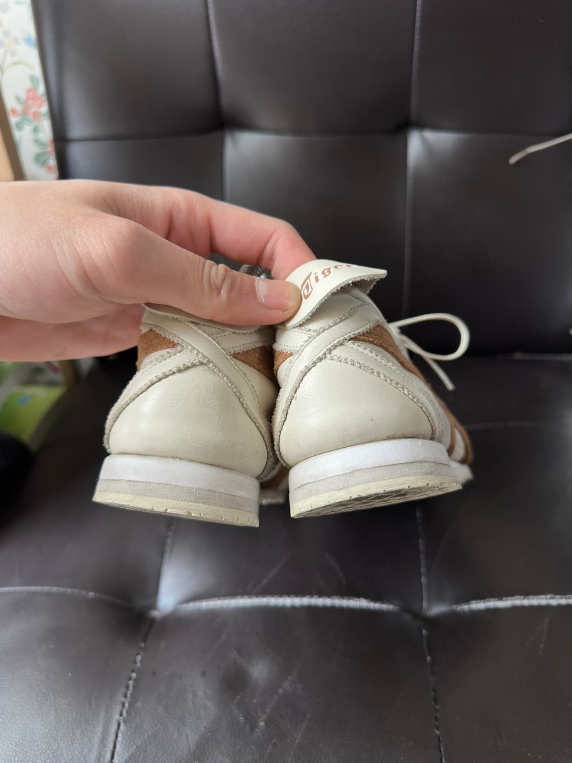 [26.5-270]오니츠카타이거 멕시코66 흰갈 스니커즈 상품이미지6