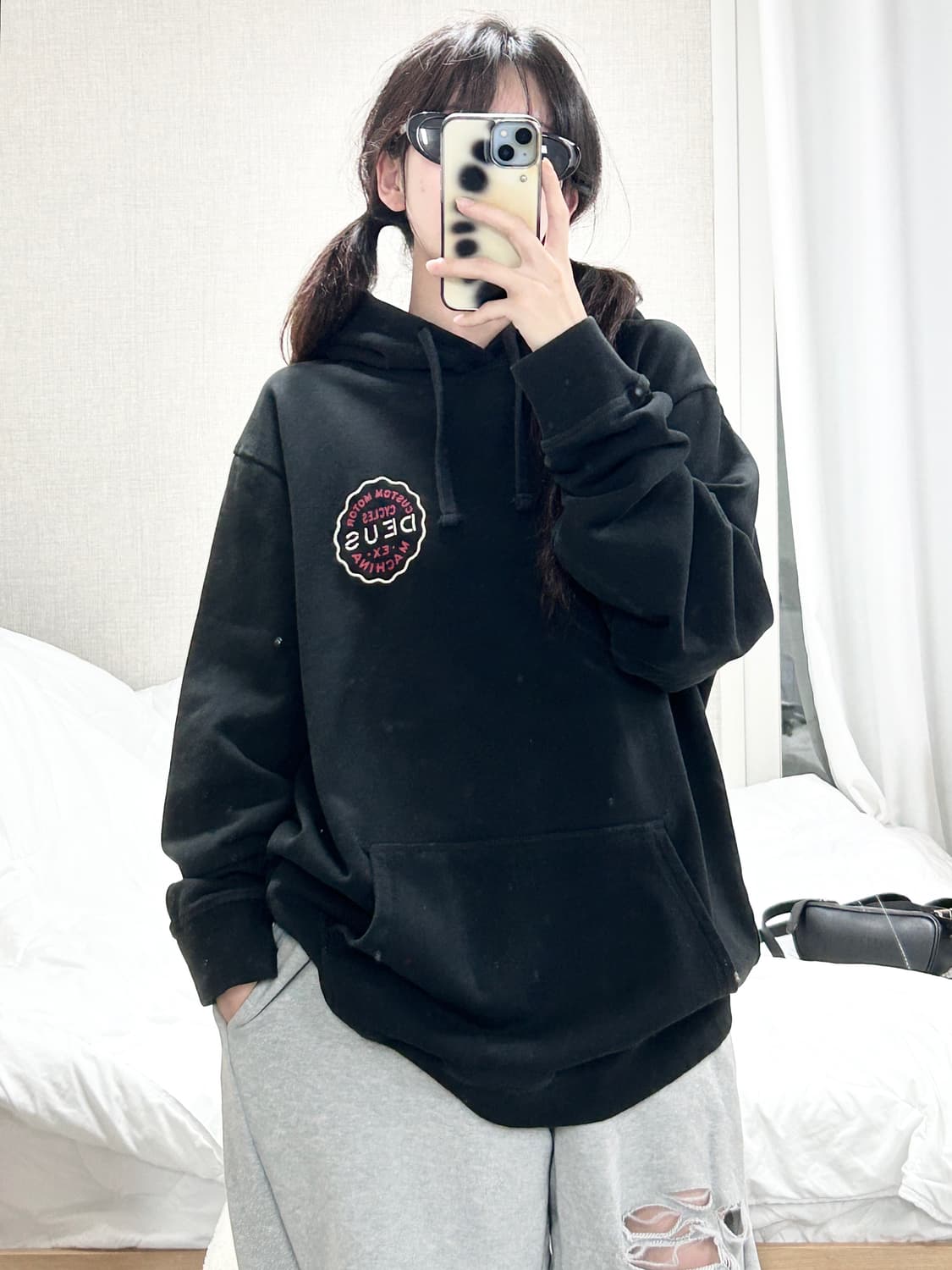 데우스 엑스마키나 빅로고 블랙 후드 상품이미지4