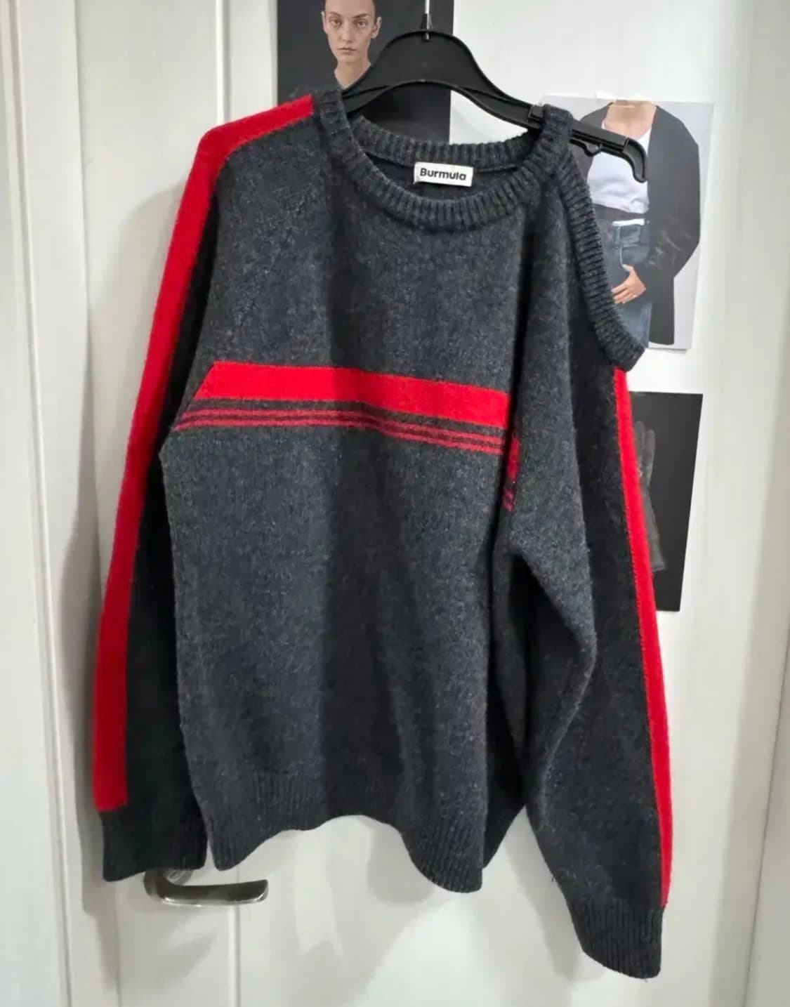 버뮬라 원숄더 배색 니트 상품이미지3