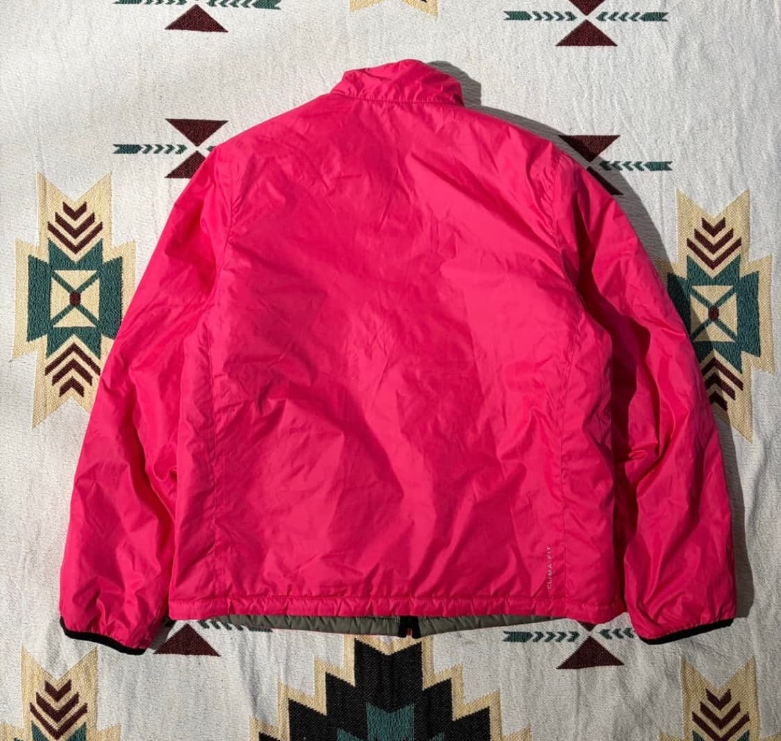 OOs Nike mini Swoosh Reversible padding 상품이미지3