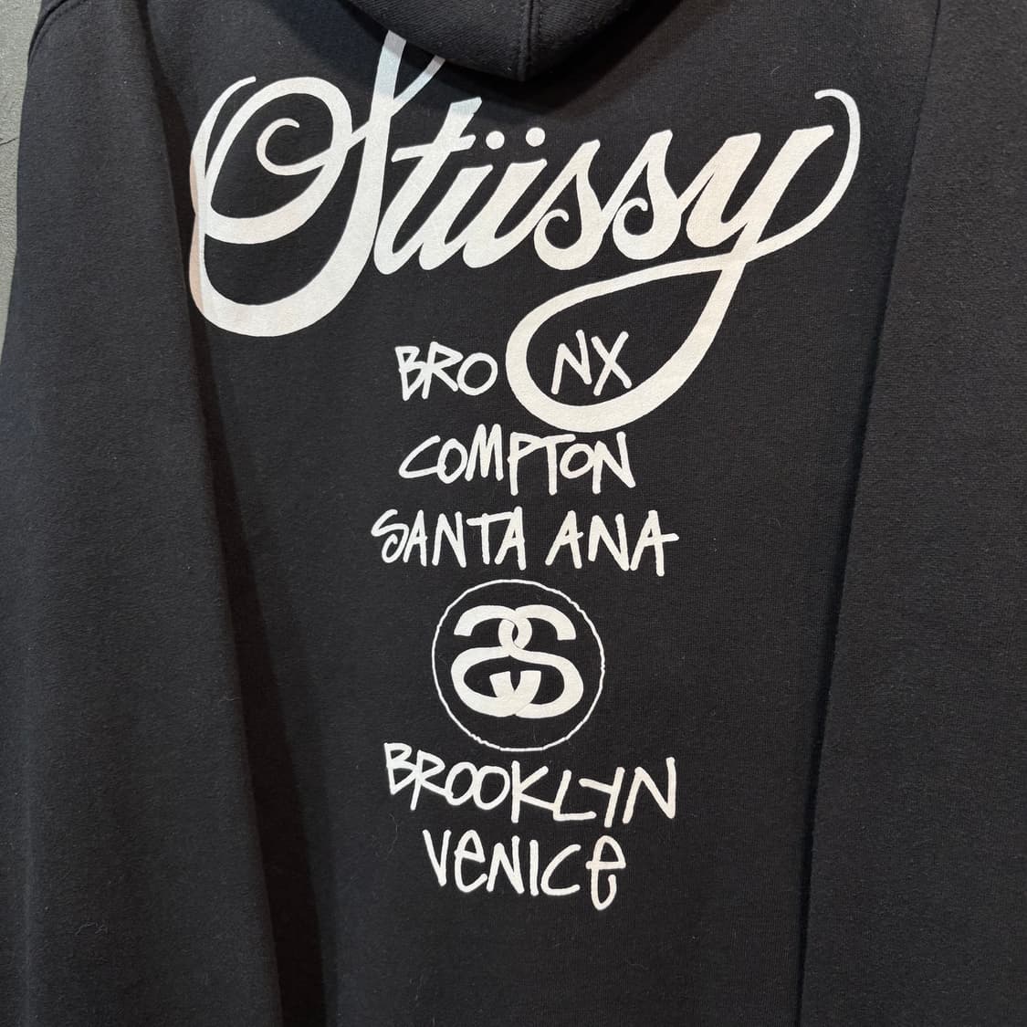 [L] STUSSY 스투시 월드투어 후드티 상품이미지5
