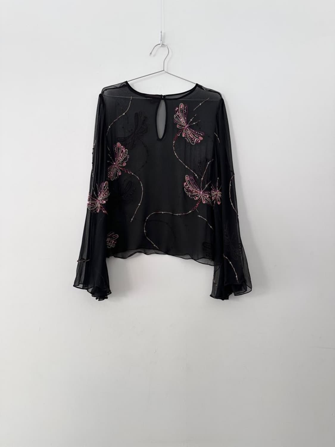 Butterfly see through beads top 상품이미지1