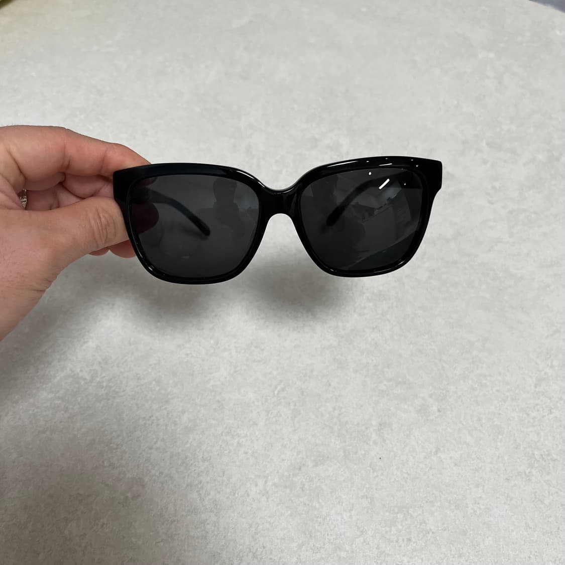 [정품]지방시(GIVENCHY) SGV 823N 0700 블랙 선글라스 상품이미지3