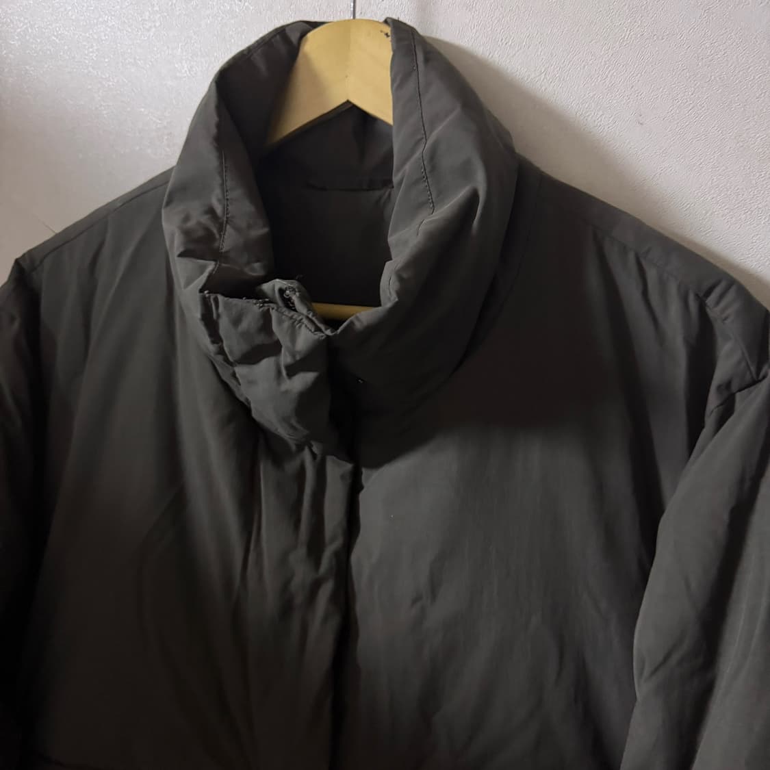 코스 COS 푸버패딩 다크브라운 36 (여성 66-77정도) 상품이미지2